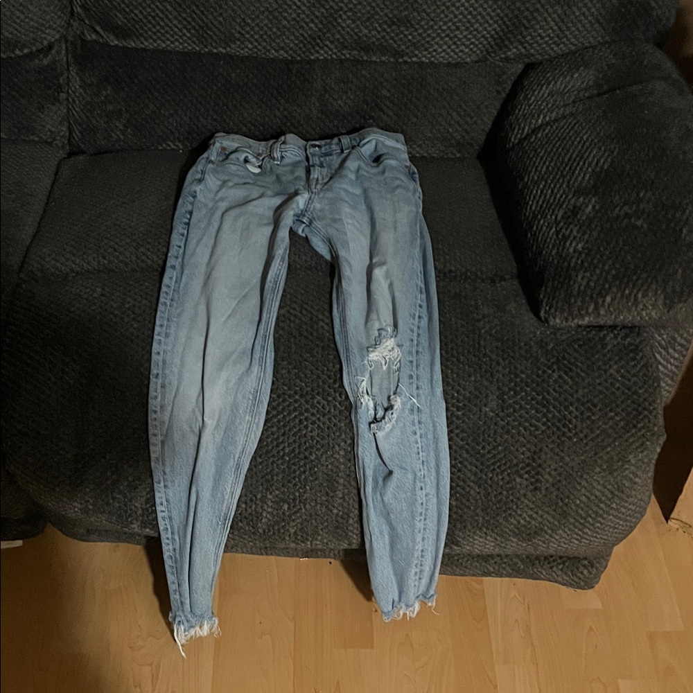 American Eagle Outfitters Light Blue Distressed Skinny Jeans